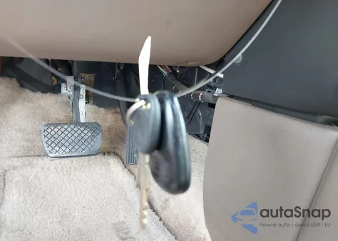 1997 Saturn Sl Sl2 z USA, uszkodzony, nr VIN 1G8ZK5277VZ372702